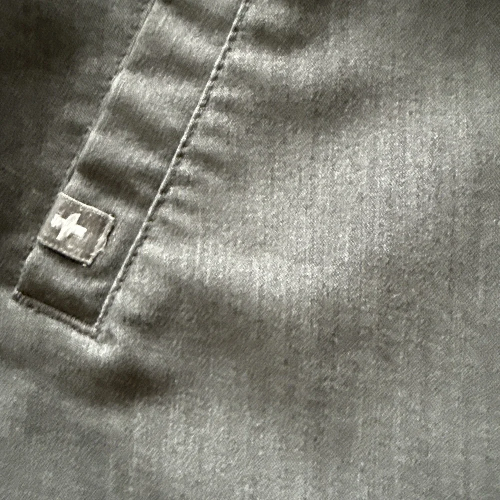 FIGS‎ Technical Collection Style M20SW2007 Men's Small Gray Joggers